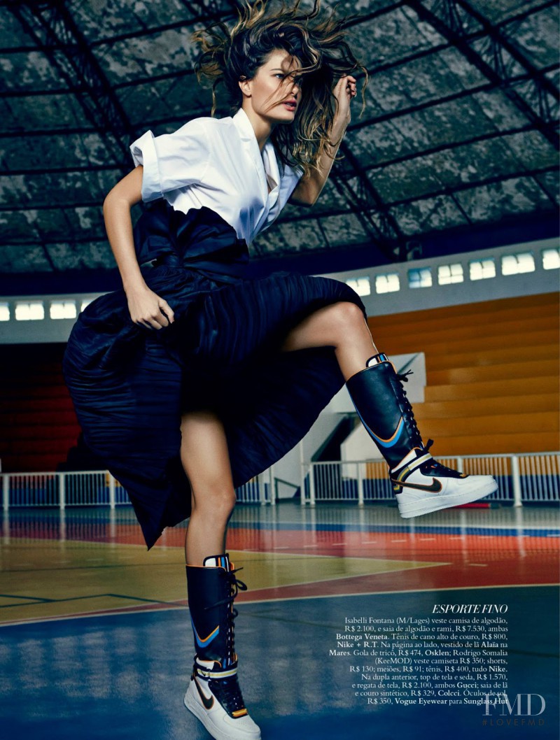 Isabeli Fontana featured in Jogadora De Elite, June 2014