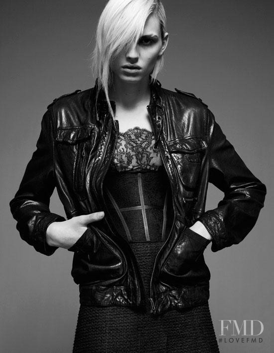 Andrej Pejic featured in Ni l\'un ni l\'autre, May 2011