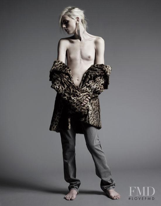 Andrej Pejic featured in Ni l\'un ni l\'autre, May 2011