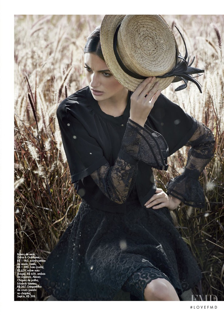 Bruna Ludtke featured in The Country Side Club, June 2014