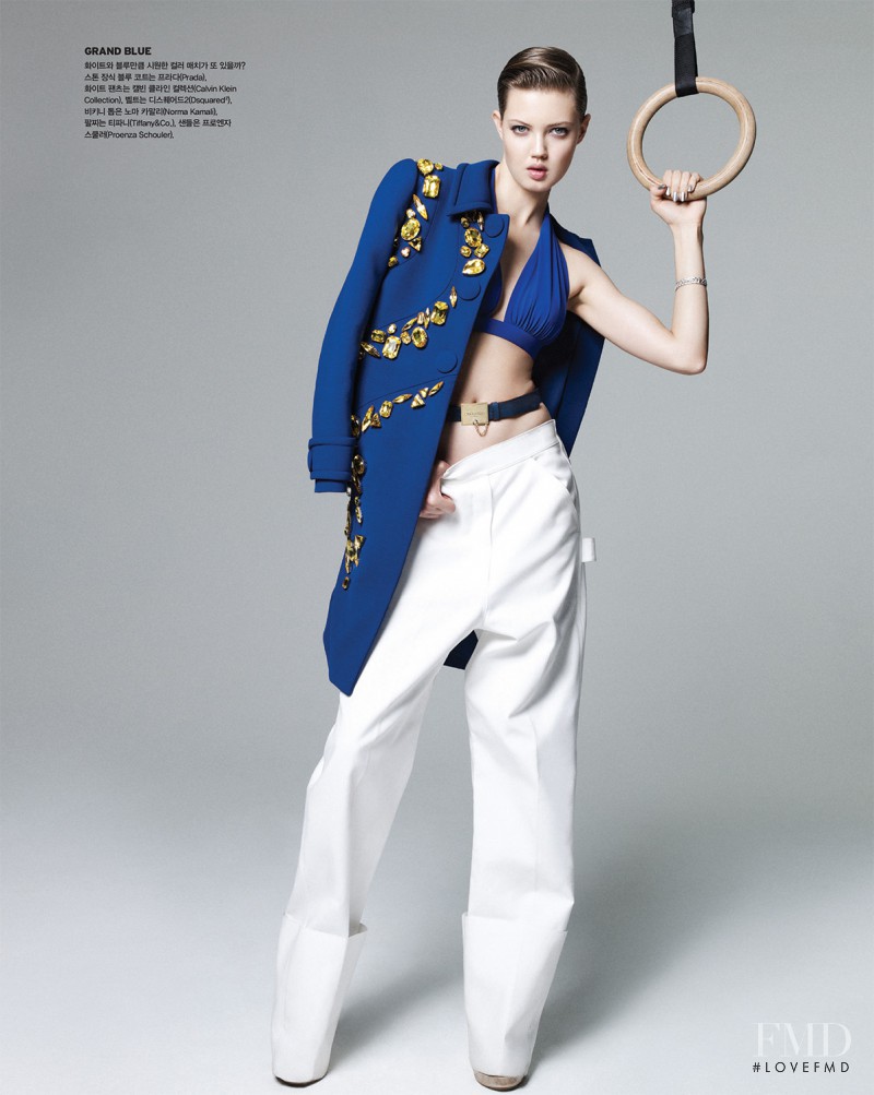 Lindsey Wixson featured in Cool & Hot, July 2014