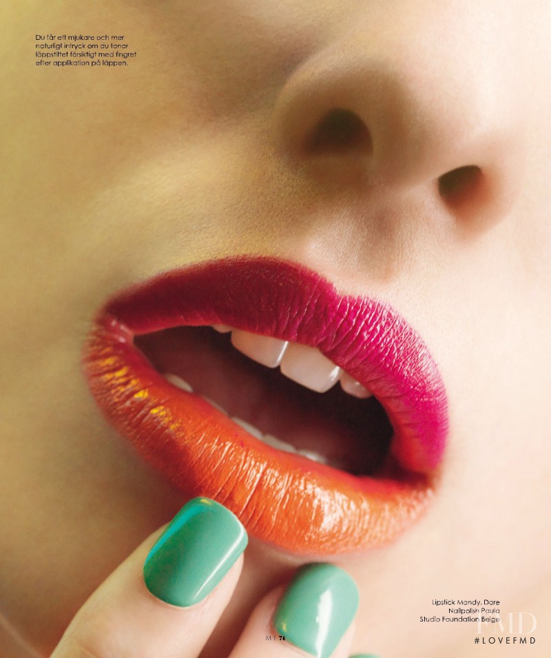 Read My Lips, December 2010