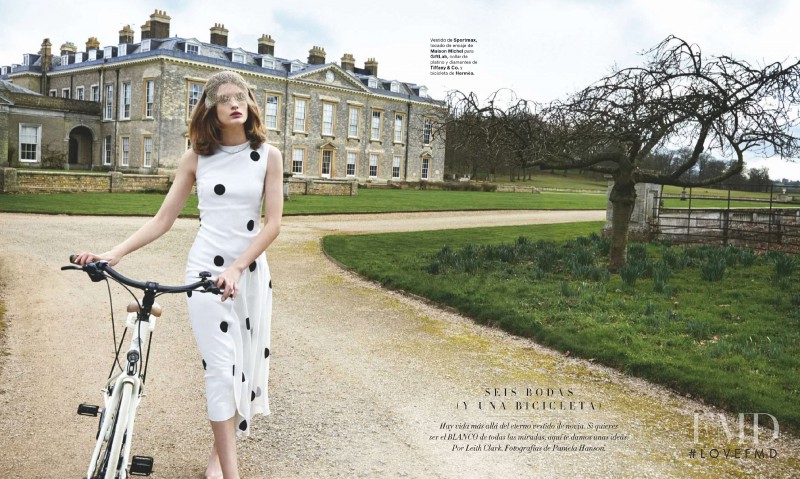 Lara Mullen featured in Seis Bodas, July 2014