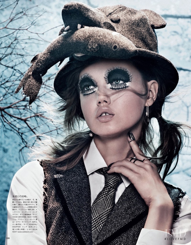 Lindsey Wixson featured in The Imagination In Her Eyes, September 2014