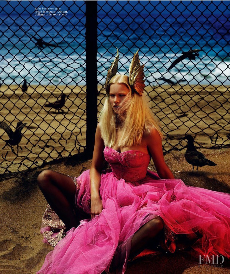 Anna Ewers featured in Audacieuse, August 2014