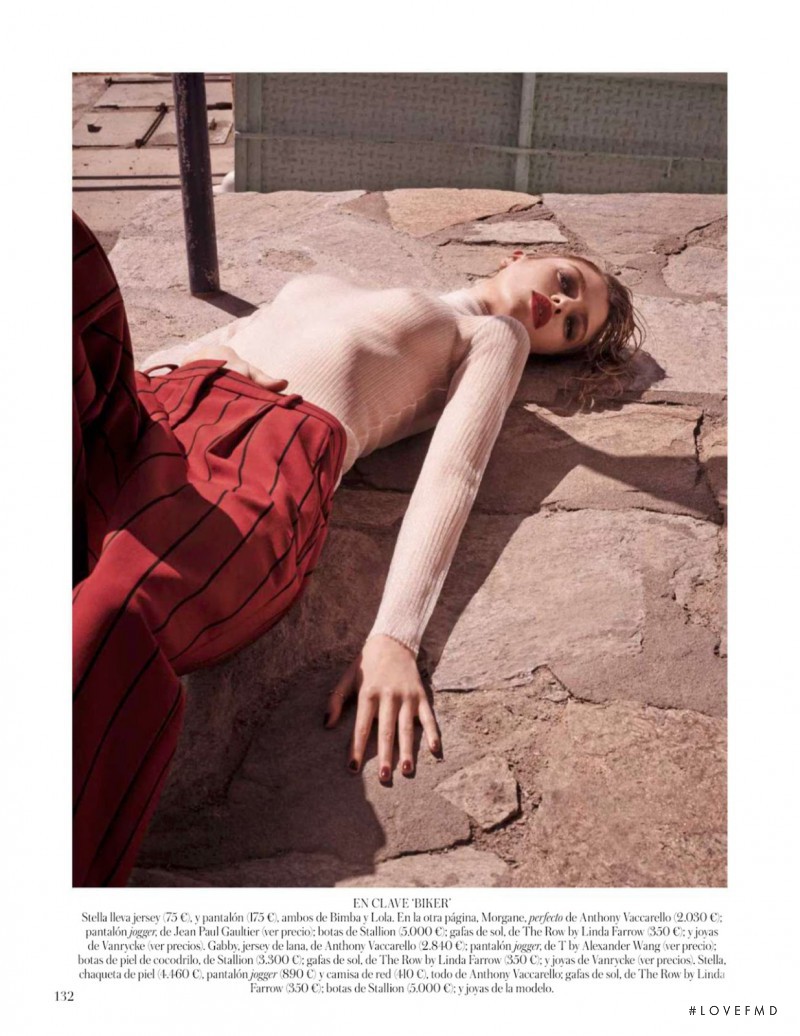 Stella Maxwell featured in Cosa De Hombres, August 2014