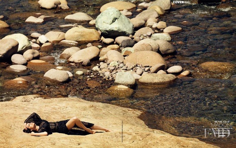 Laetitia Casta featured in Laetitia Casta, July 2014