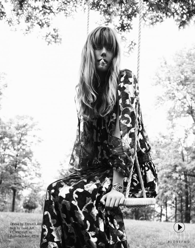 Frida Gustavsson featured in \'70s Folk Goddess, September 2014