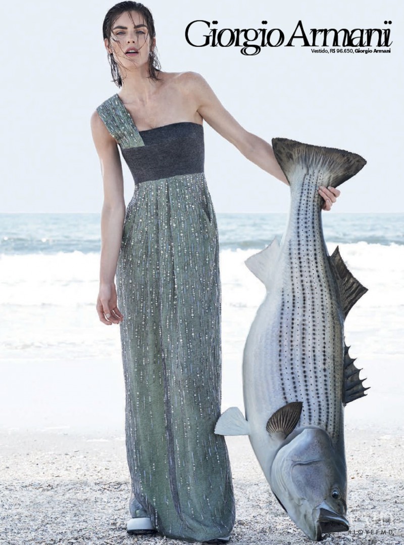 Hilary Rhoda featured in Temporada De Pesca, August 2014