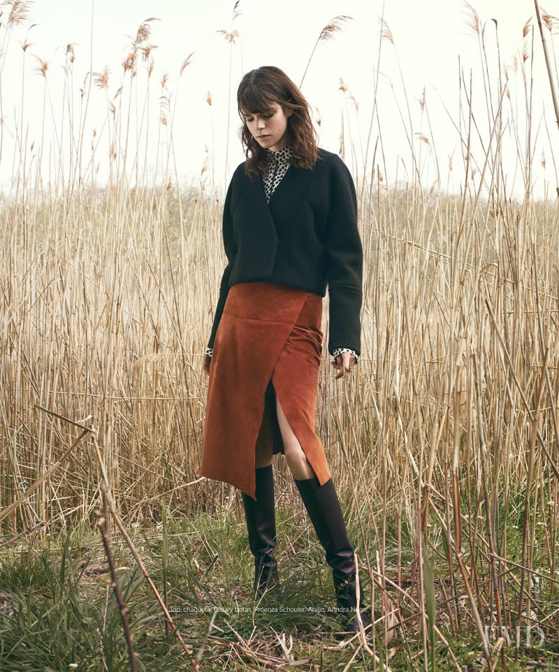 Meghan Collison featured in El Lago, August 2014