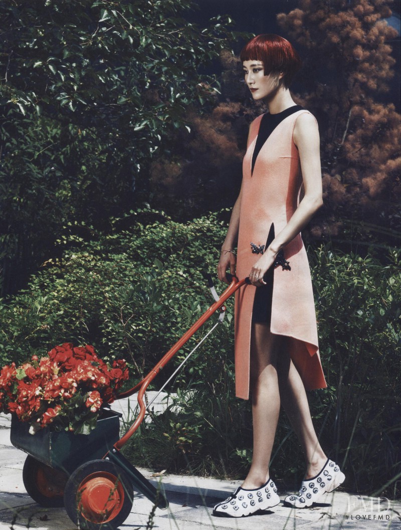 Hyun Yi Lee featured in Woman in the Garden, August 2014