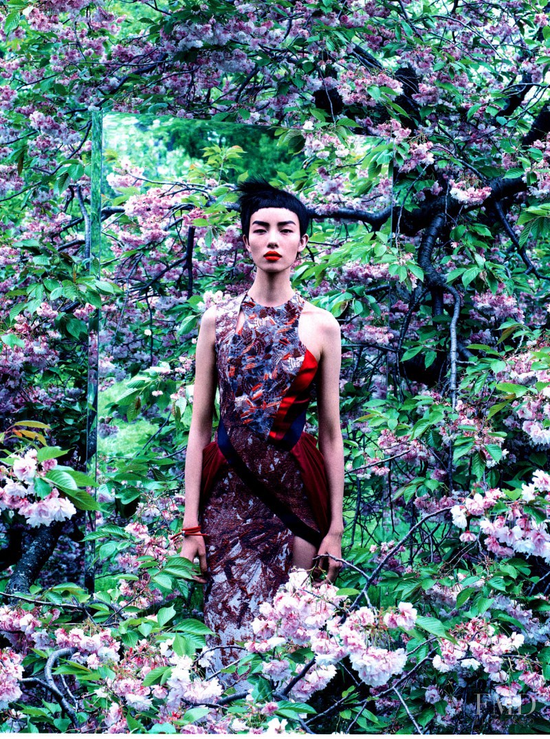 Fei Fei Sun featured in Mixed Media, August 2014