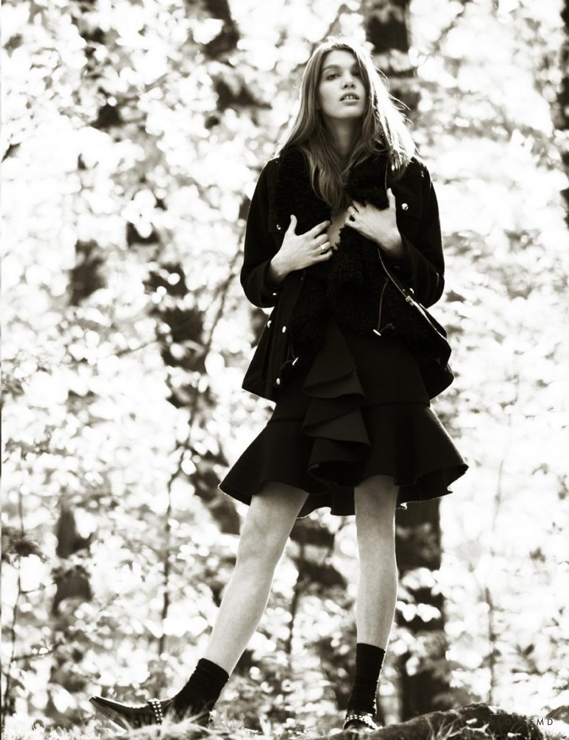 Irina Nikolaeva featured in Lust In The Royal Garden, June 2012