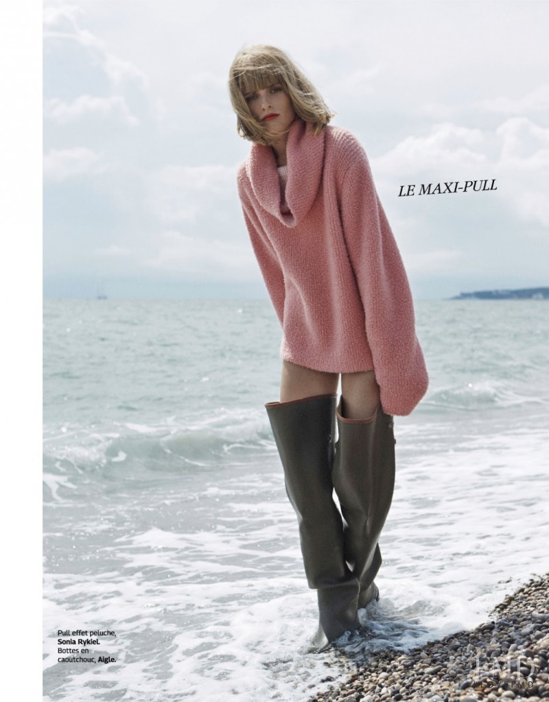 Mariska van der Zee featured in L\'automne À La Plage, August 2014