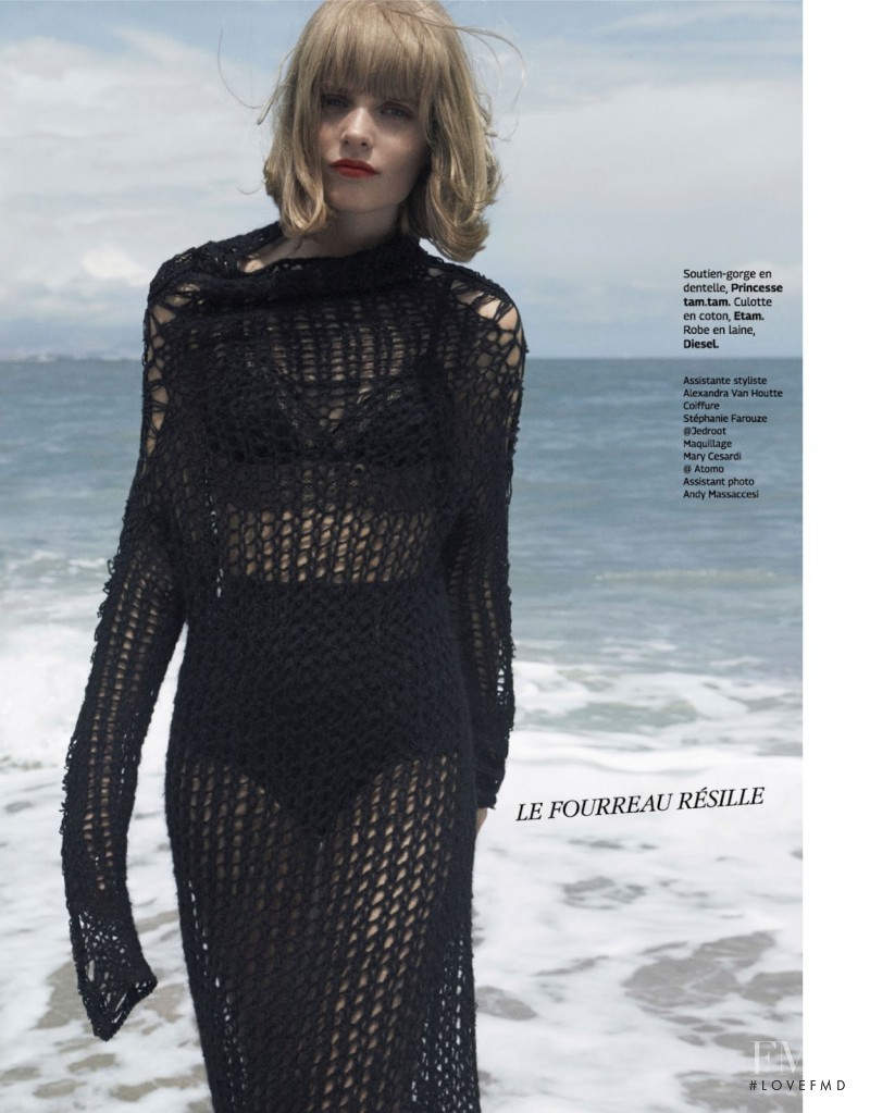 Mariska van der Zee featured in L\'automne À La Plage, August 2014