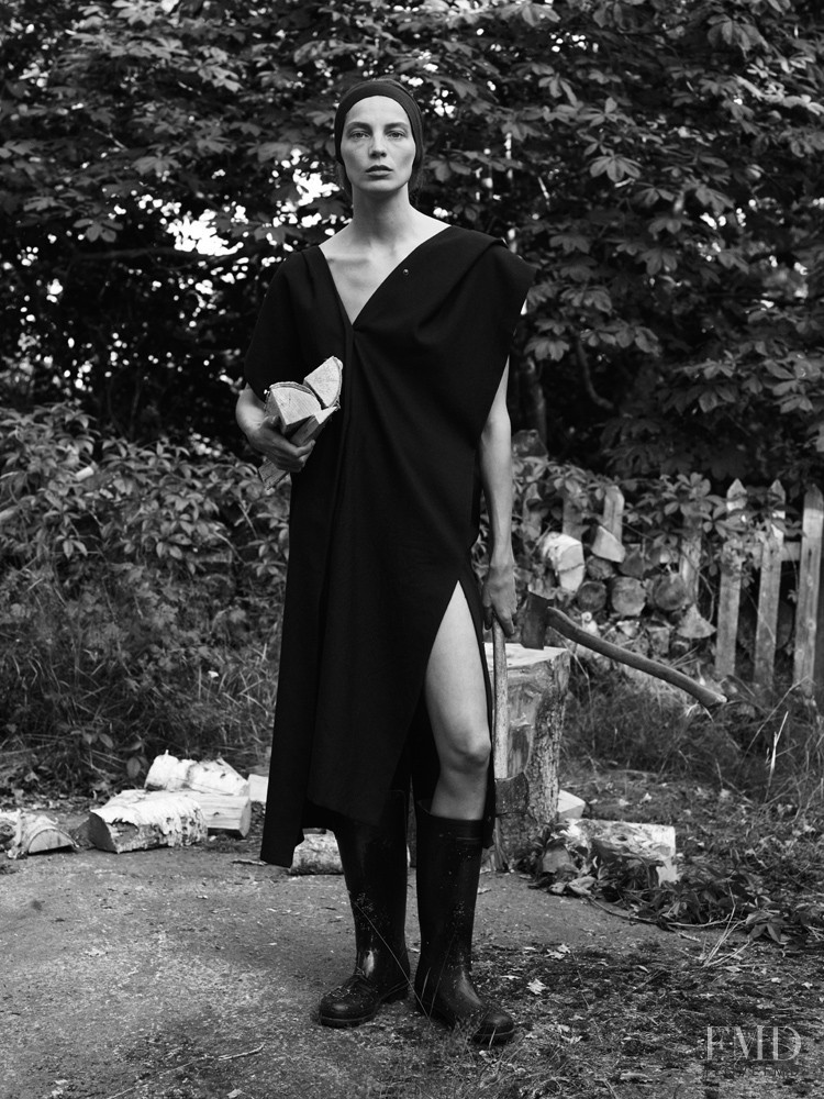 Daria Werbowy featured in Daria Werbowy, October 2014