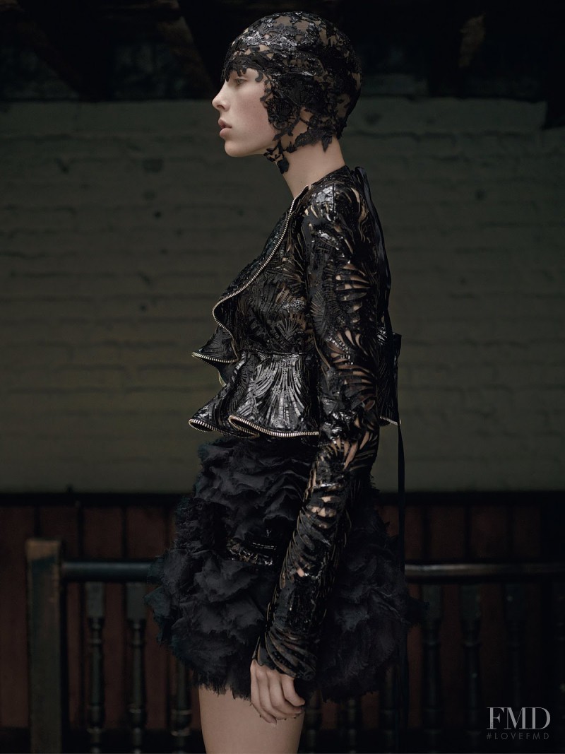 Edie Campbell featured in Edie Campbell, October 2014