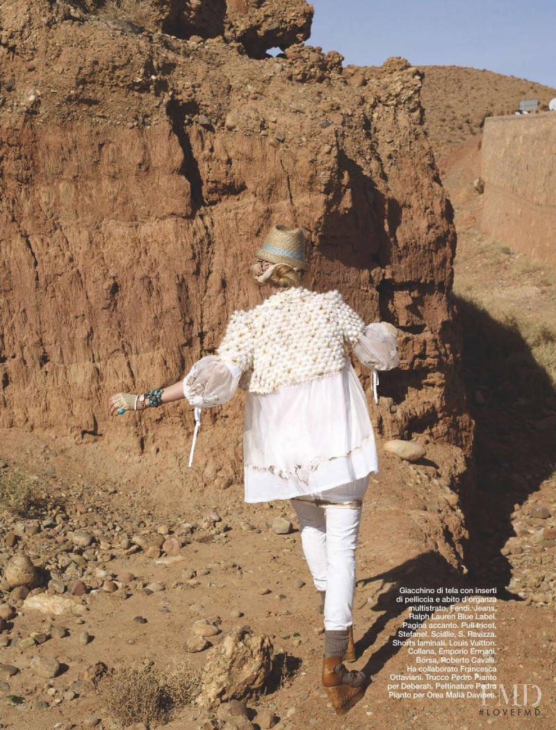 Ilse de Boer featured in Desert Rose, June 2011