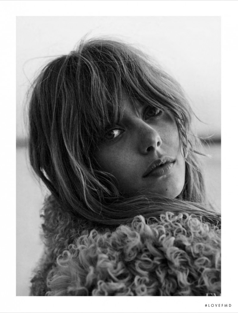 Frida Gustavsson featured in Spècial Mode, October 2014