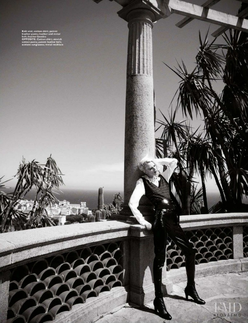 Milou van Groesen featured in Hot In The City, September 2014