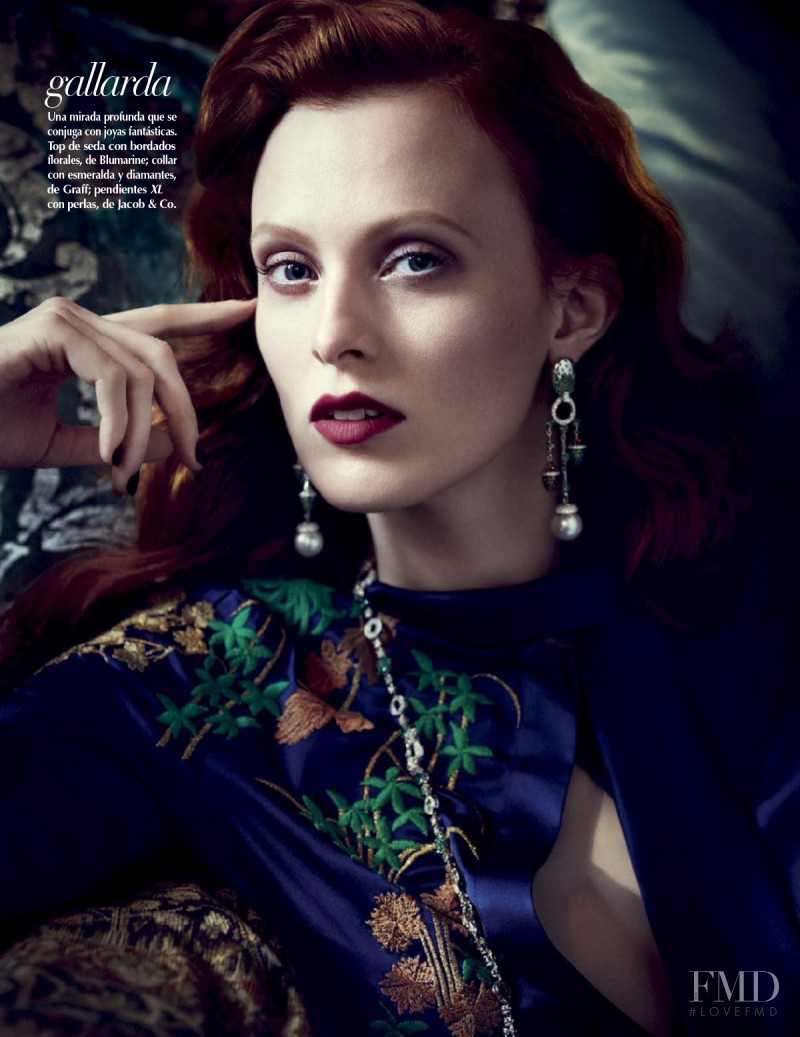 Karen Elson featured in Arte Seductor, October 2014