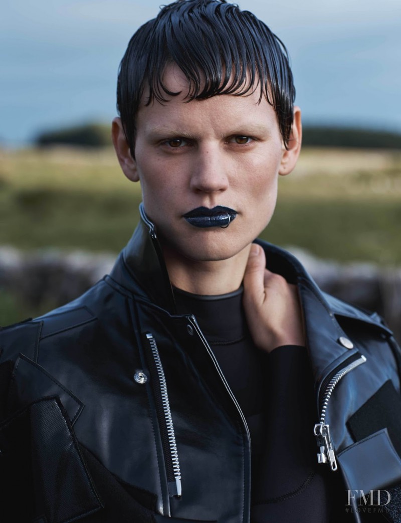 Saskia de Brauw featured in Crazy In Love, September 2014
