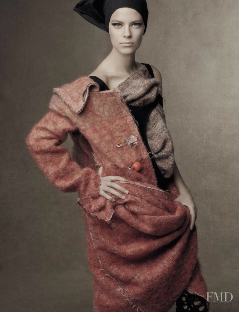 Lexi Boling featured in Shape Shift, October 2014