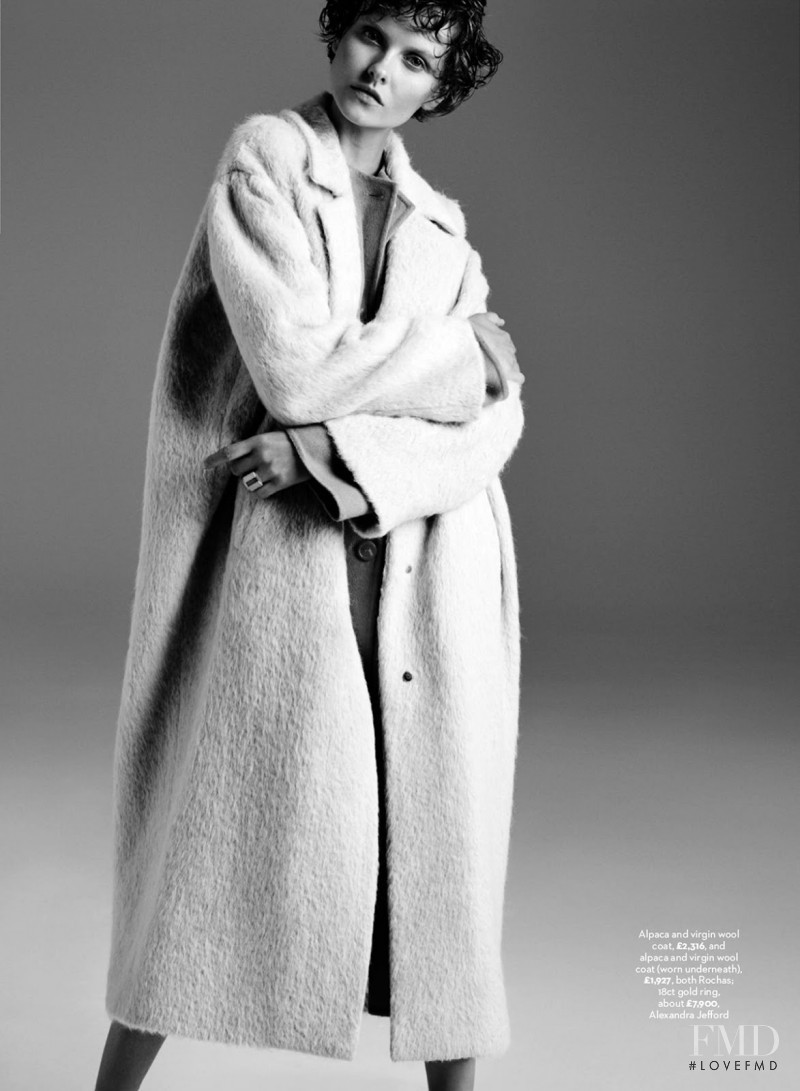 Kamila Filipcikova featured in Coats, November 2014