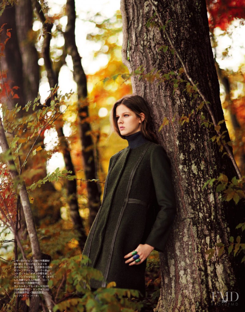 Joanna Tatarka featured in Kasia and Joanna, November 2014