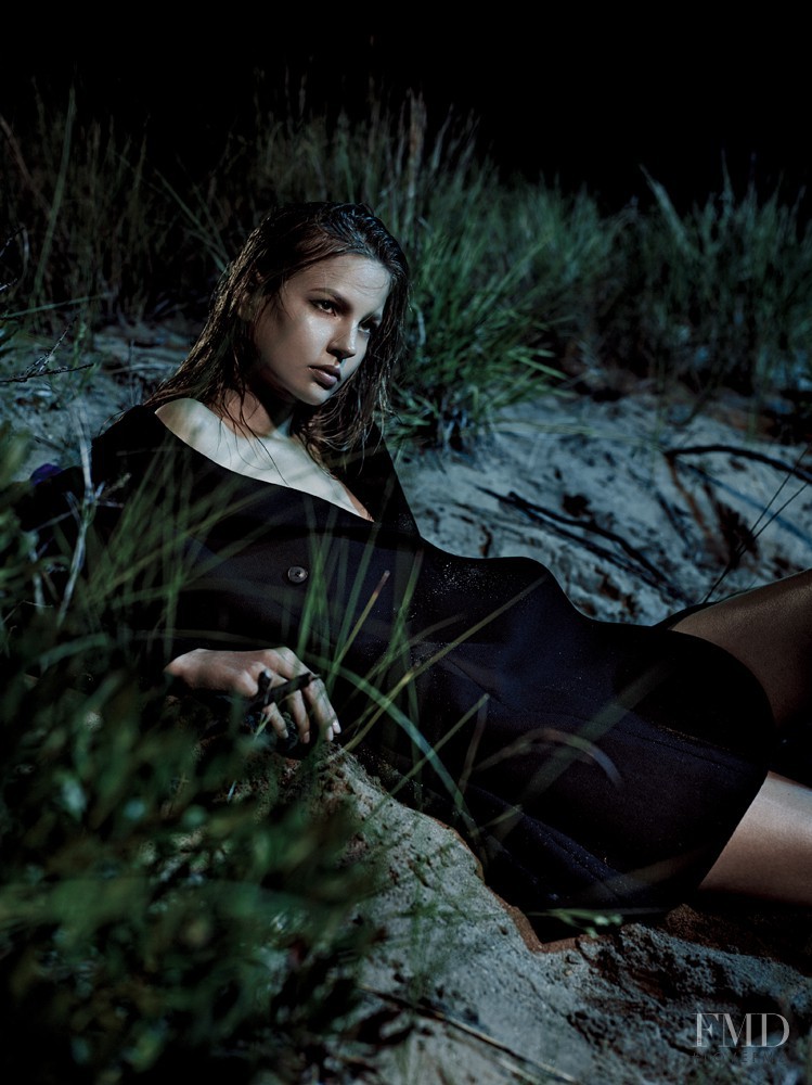 Elisabeth Erm featured in Relaxed Elegance, October 2014