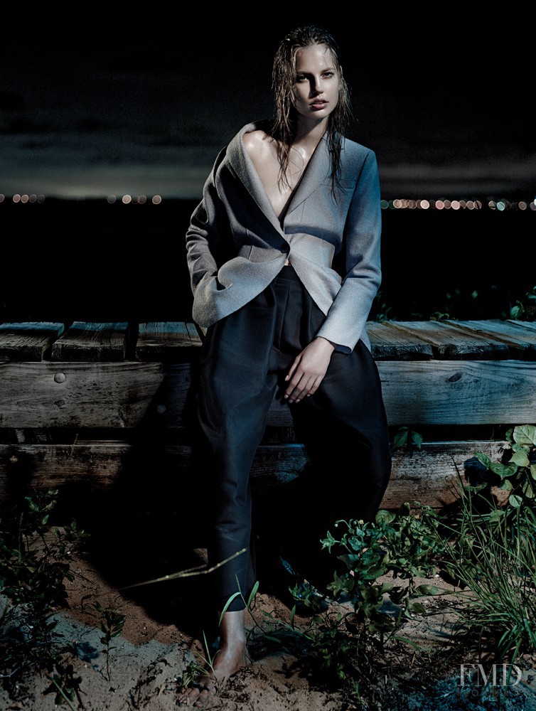 Elisabeth Erm featured in Relaxed Elegance, October 2014