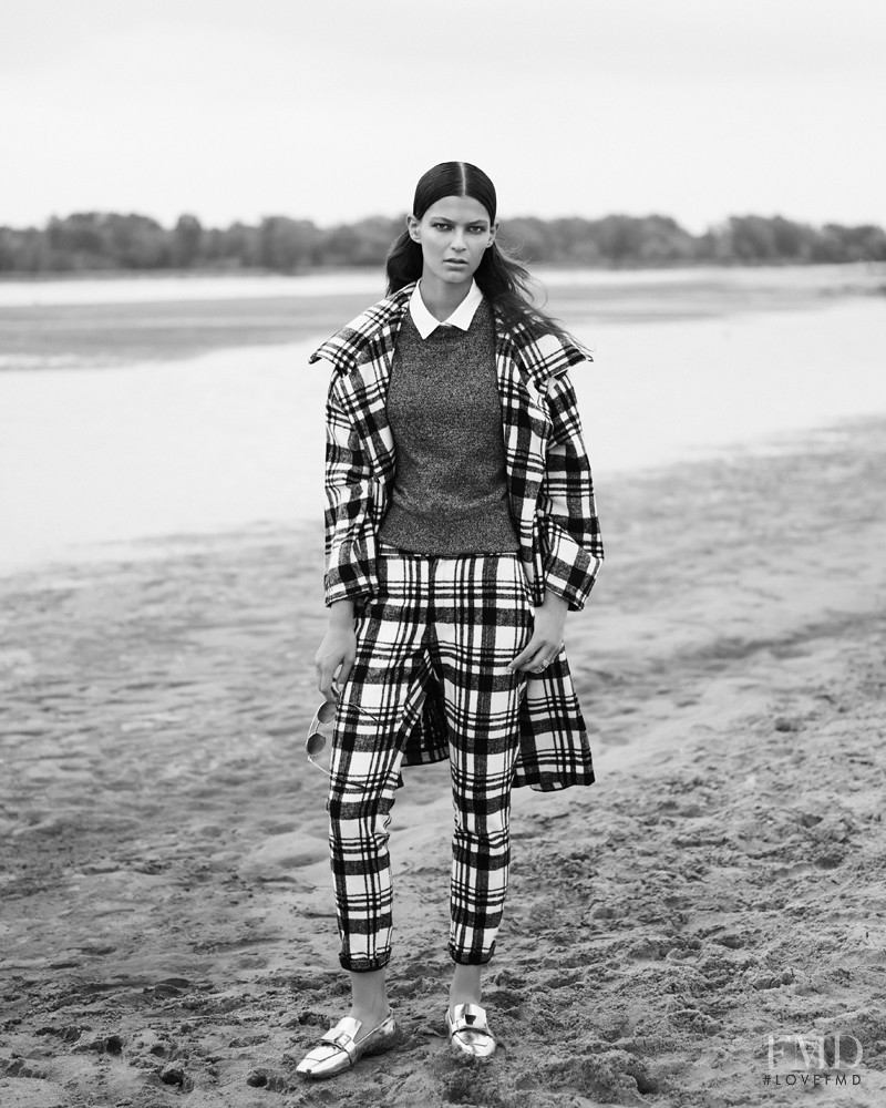 Emilia Nawarecka featured in Emilia, October 2014