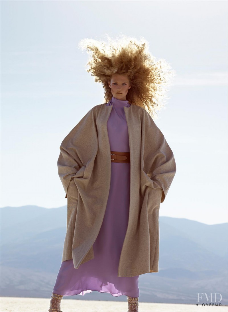 Toni Garrn featured in What\'s New Pastels, August 2008