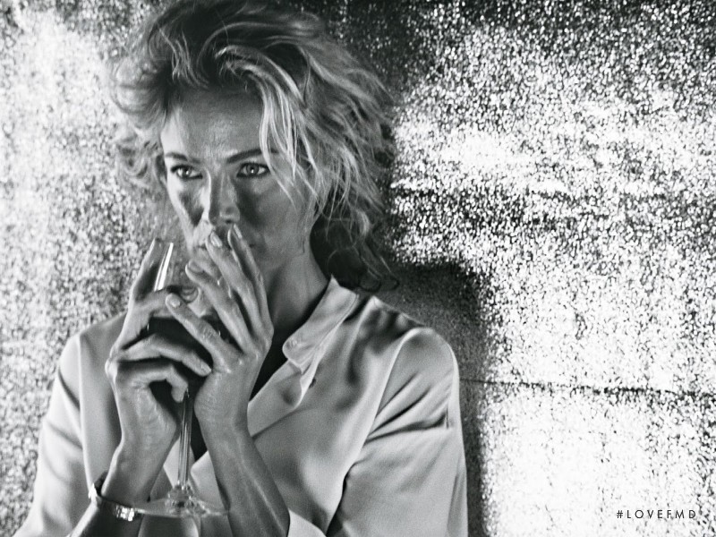Carolyn Murphy featured in A Connection, November 2014
