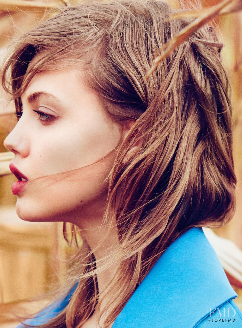 Lindsey Wixson featured in The Future Is Bright, December 2014