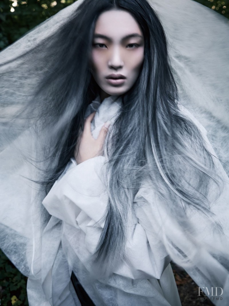 Chiharu Okunugi featured in Silent Forest, December 2014
