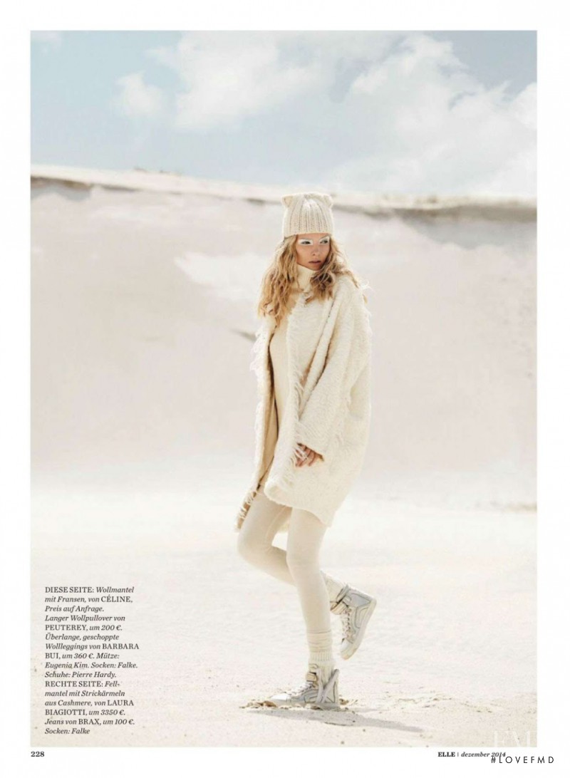 Denisa Dvorakova featured in Wollweiss, December 2014