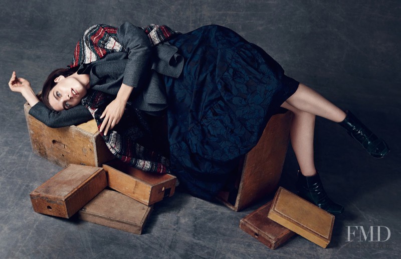 Manon Leloup featured in Manon Leloup, December 2014