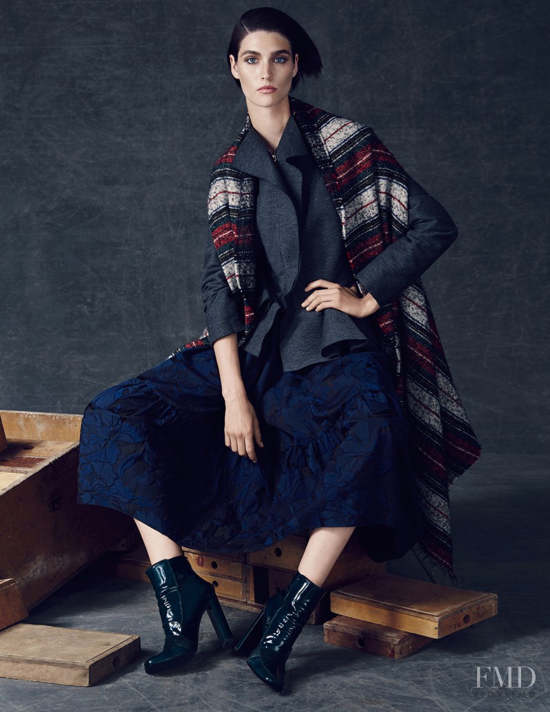 Manon Leloup featured in Manon Leloup, December 2014