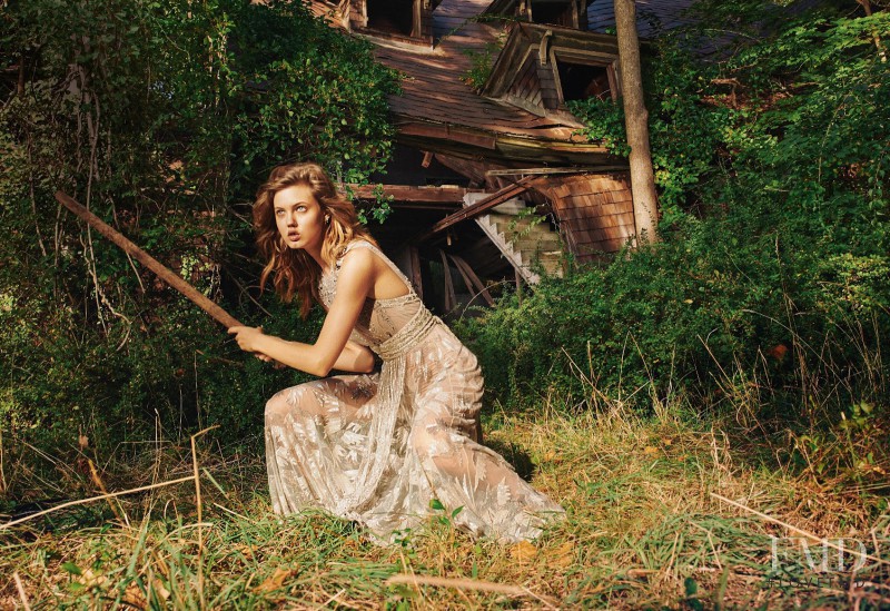Lindsey Wixson featured in Boom For Real, November 2014