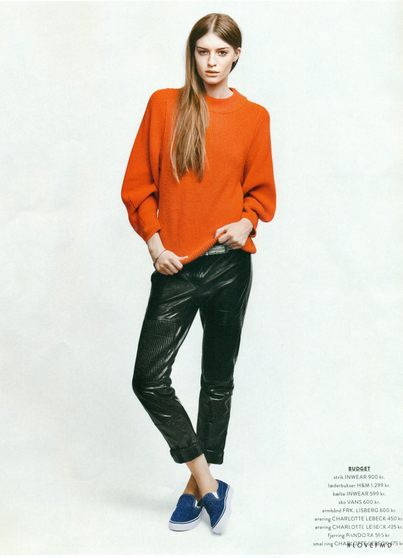 Cristina Mantas featured in Cristina, August 2013