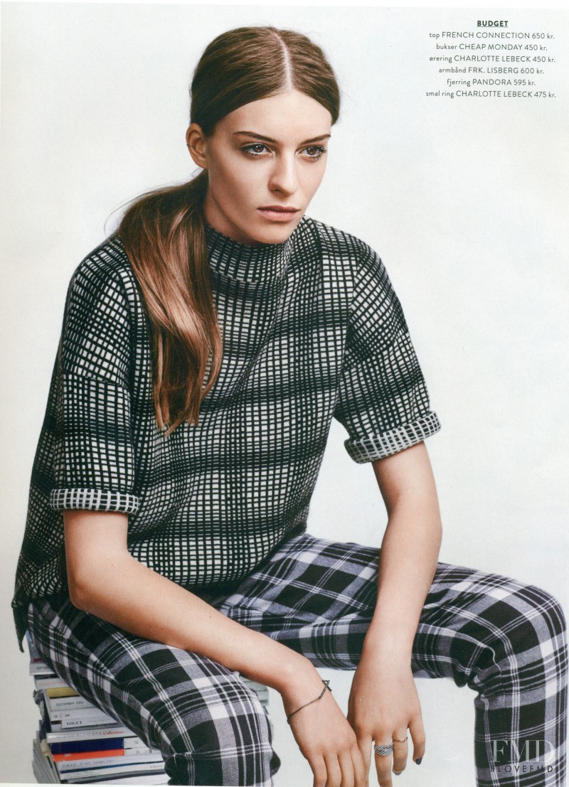 Cristina Mantas featured in Cristina, August 2013