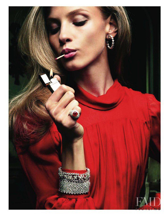 Anna Selezneva featured in Rouge Aura, August 2011