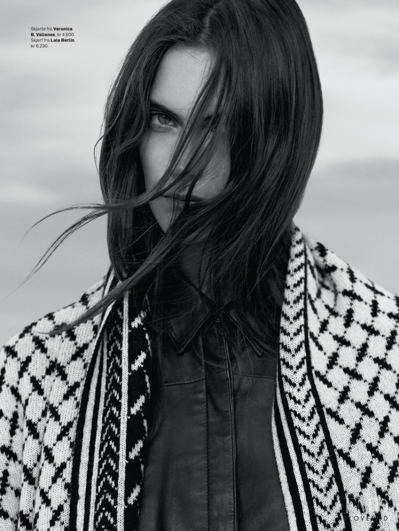 Fia Ljungstrom featured in Rene Linjer, January 2015