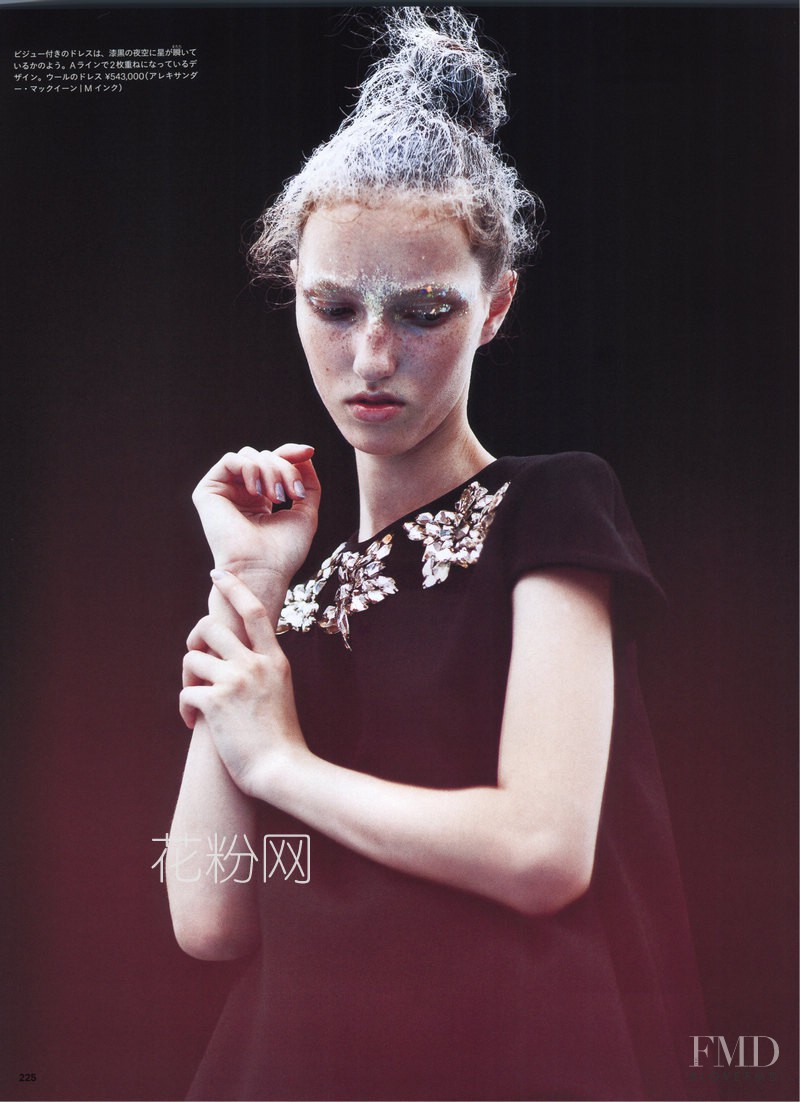 Liza Ostanina featured in Dark Romance, October 2014