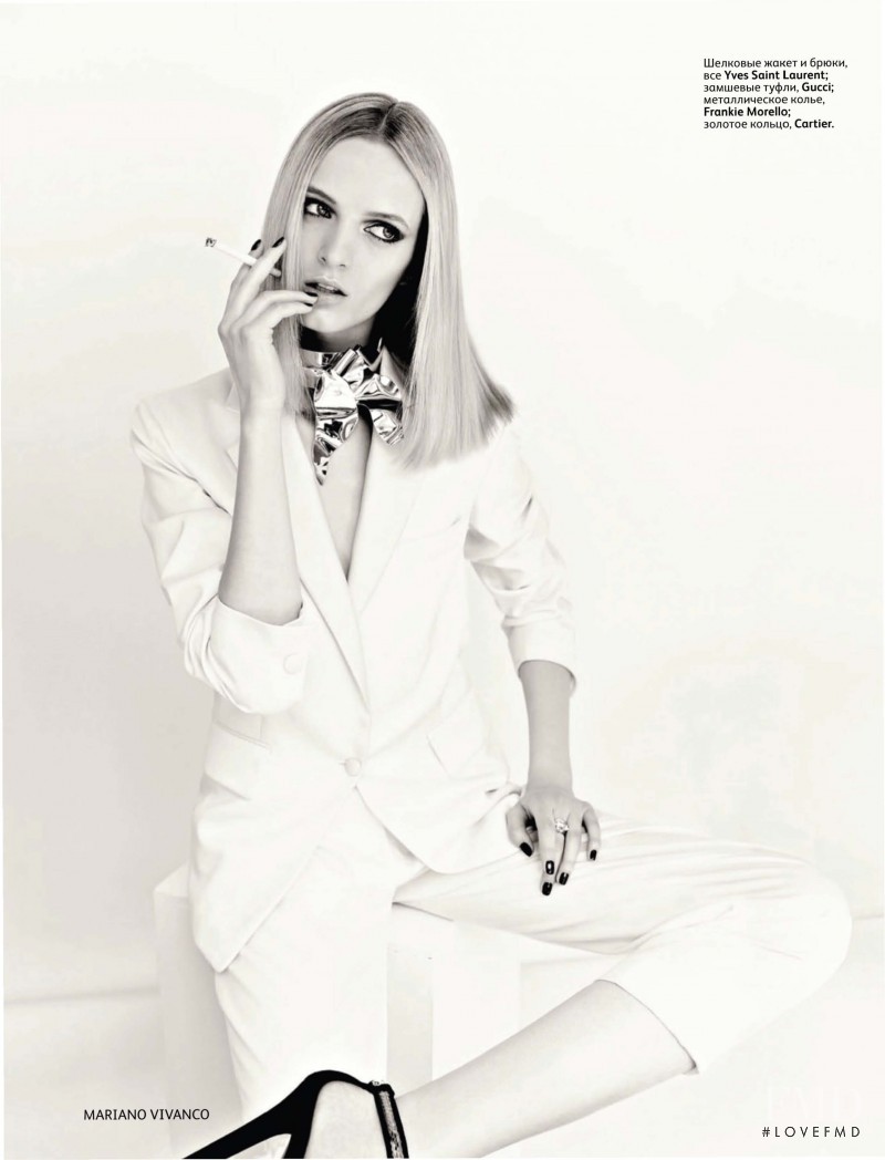 Daria Strokous featured in Blonde Girl, August 2011