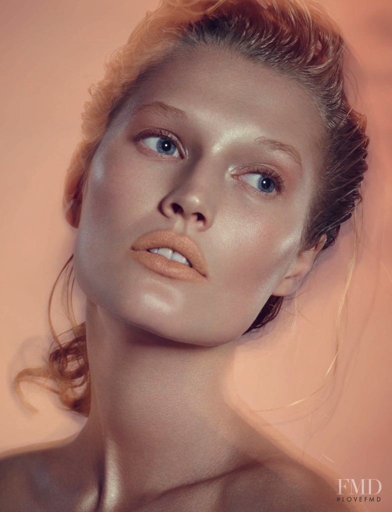 Toni Garrn featured in Toni Garrn, February 2015