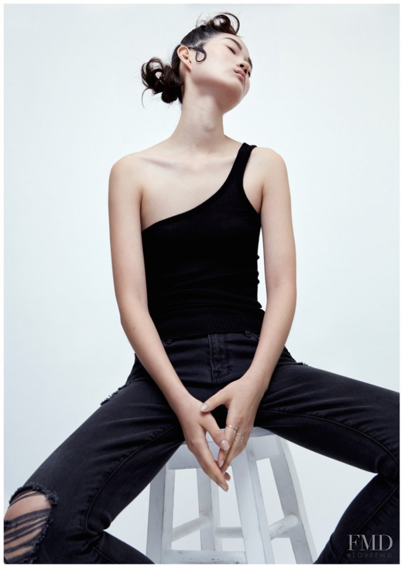 Hyun Yi Lee featured in Hyun Ji Shin, March 2015