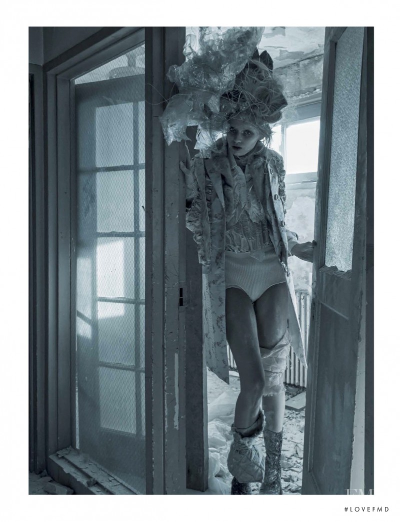 Abbey Lee Kershaw featured in Grey Gardens, March 2015