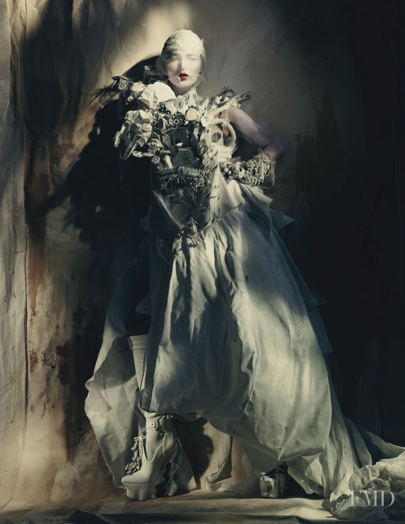 Kate Moss featured in Painted Lady, April 2015